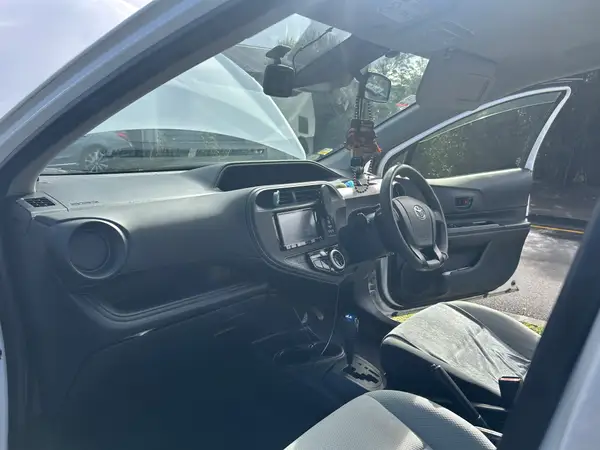 Toyota Aqua 2018 Carousel 17