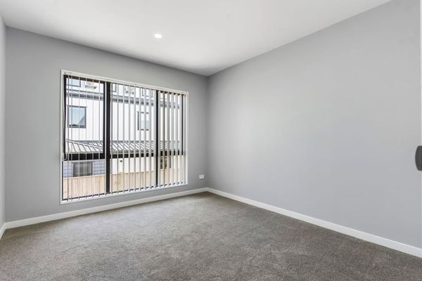 34D Ennismore Road Mount Albert, Auckland, 1025 Carousel 2