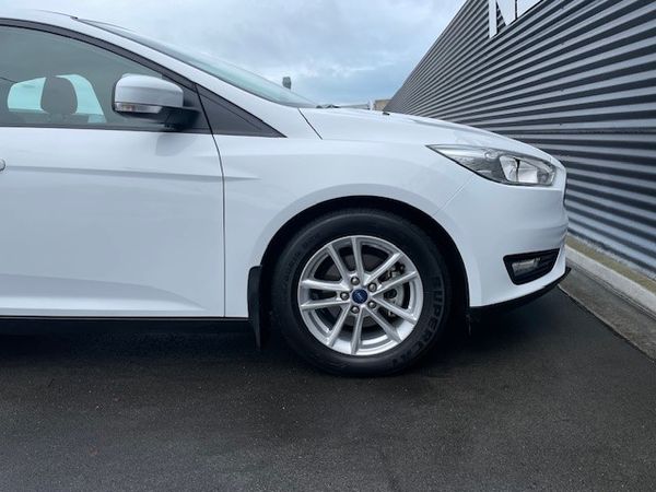 2016 Ford Focus Trend, Only 54km's! Carousel 3