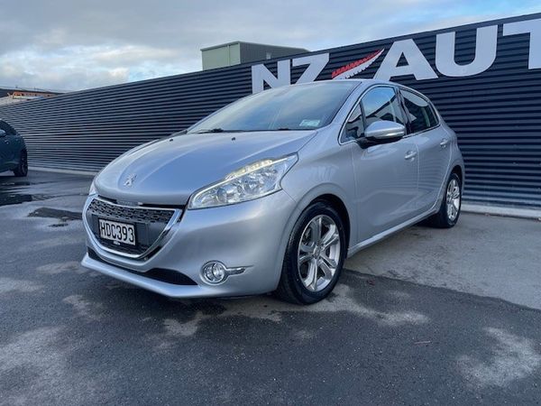 2013 Peugeot 208 Allure, Only 51kms! Carousel 7