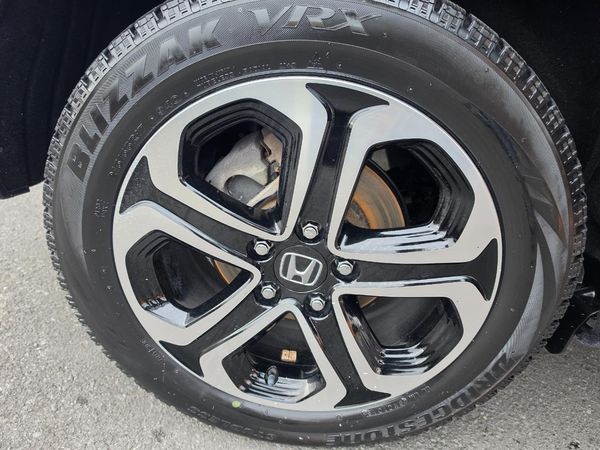 2014 Honda Vezel Hybrid Carousel 3