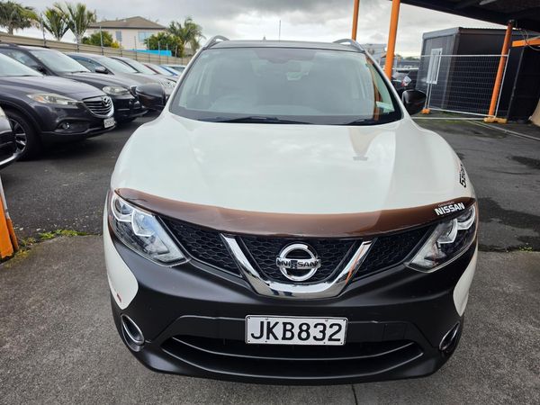 2015 Nissan Qashqai ST 2.0P/CVT Carousel 8
