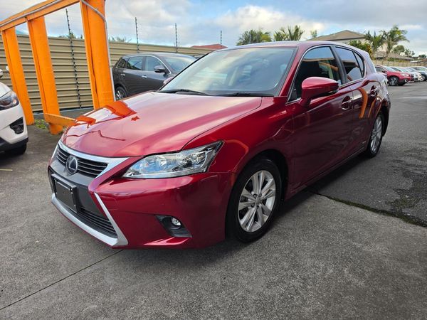 2014 Lexus CT200H Version C Carousel 8