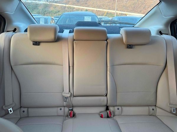 2016 Subaru Legacy B4 LIMITED Carousel 8
