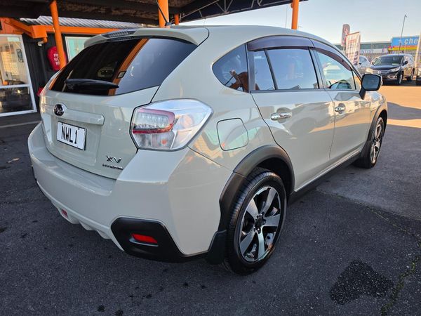 2013 Subaru Impreza XV Hybrid Carousel 10