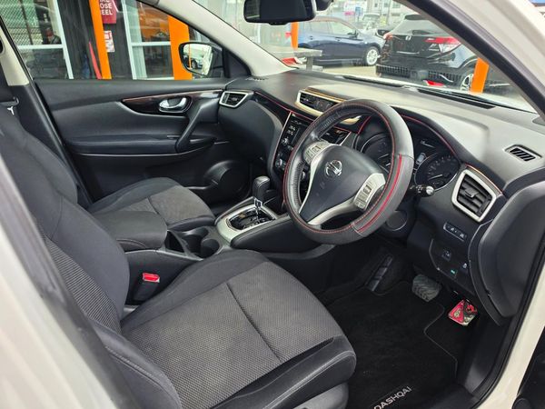 2015 Nissan Qashqai ST 2.0P/CVT Carousel 14