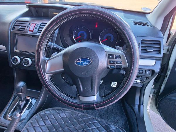 2013 Subaru Impreza XV Hybrid Carousel 1