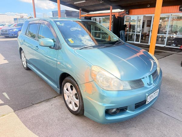 2005 Nissan Wingroad Carousel 8