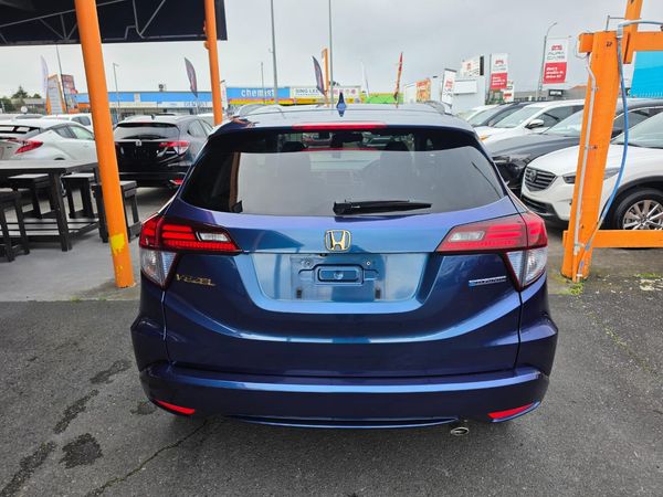 2014 Honda Vezel Hybrid Carousel 8
