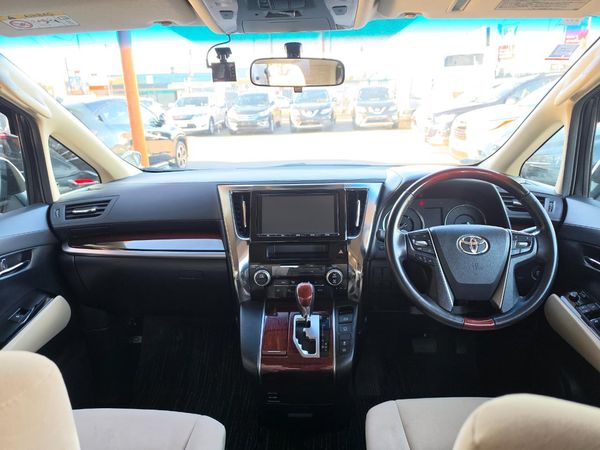 2017 Toyota Vellfire 2.5X Carousel 17