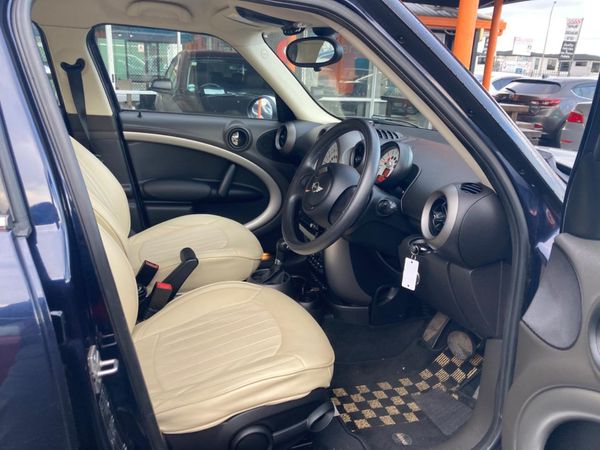 2012 Mini Cooper Crossover Carousel 8