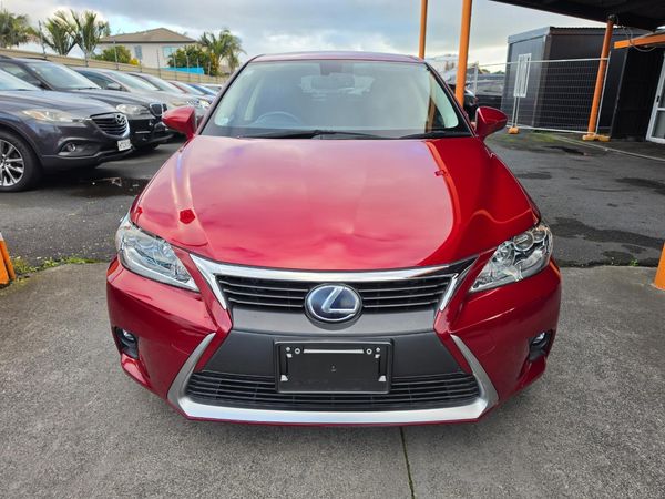 2014 Lexus CT200H Version C Carousel 7