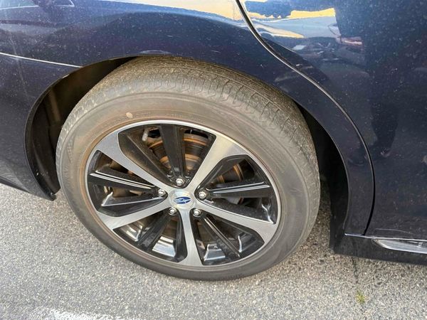 2016 Subaru Legacy B4 LIMITED Carousel 9