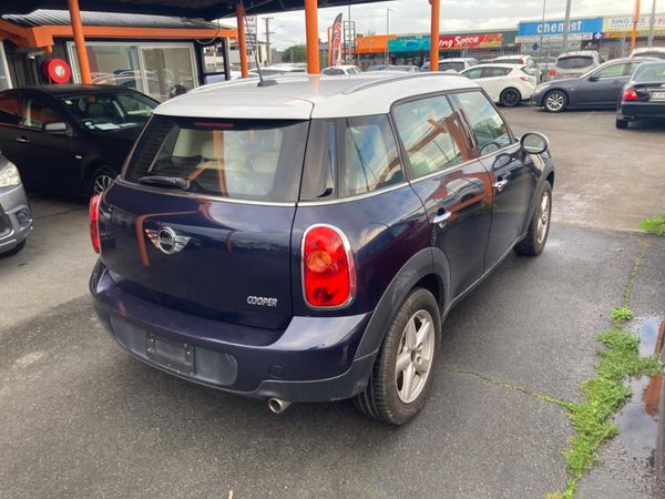 2012 Mini Cooper Crossover Carousel 6