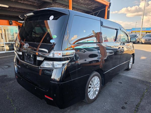 2013 Toyota Vellfire petrol Carousel 7