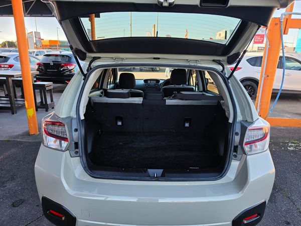 2013 Subaru Impreza XV Hybrid Carousel 4