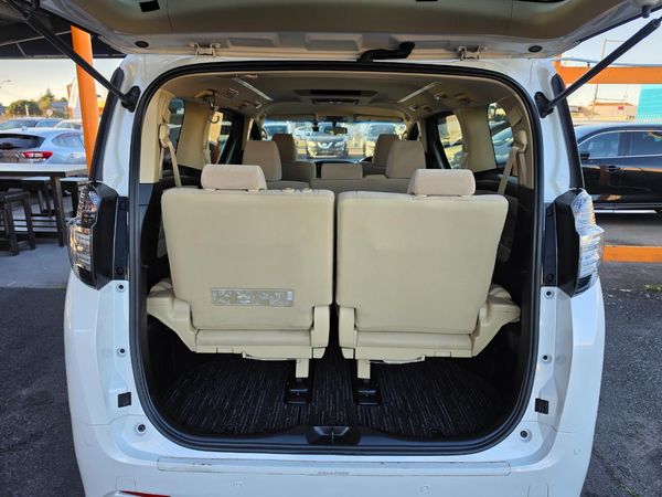 2017 Toyota Vellfire 2.5X Carousel 4