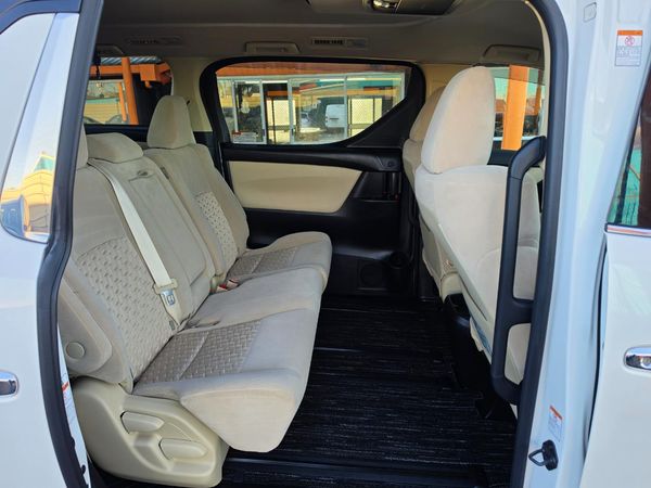2017 Toyota Vellfire 2.5X Carousel 19