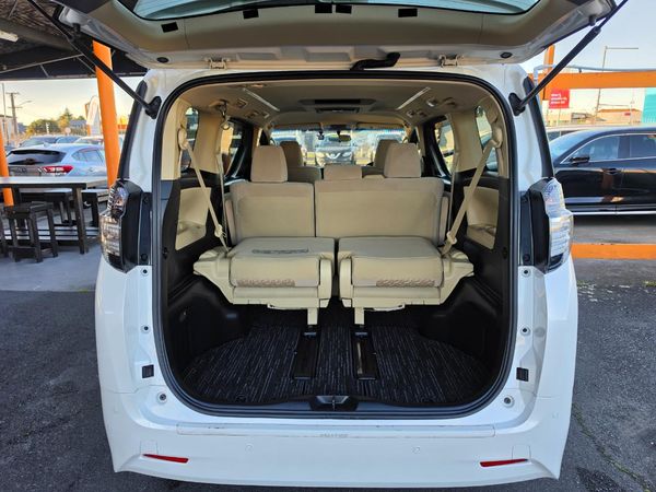 2017 Toyota Vellfire 2.5X Carousel 5