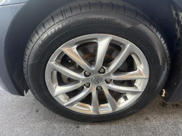 2007 Nissan Skyline Carousel 2