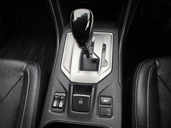 2017 Subaru Impreza 1.6i-L Carousel 1