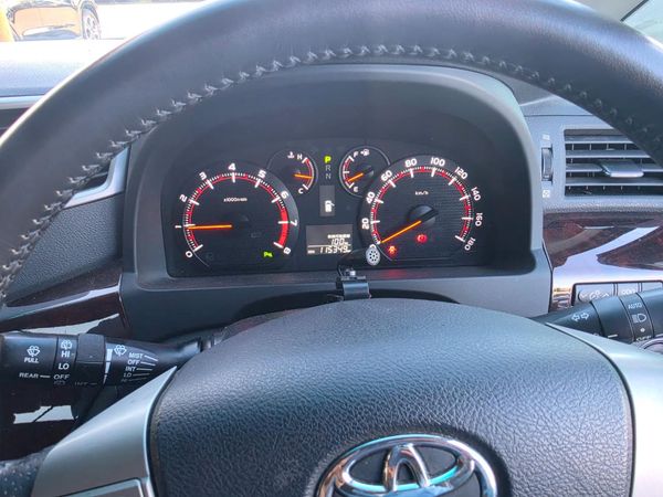 2013 Toyota Vellfire petrol Carousel 4