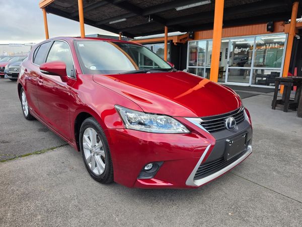 2014 Lexus CT200H Version C