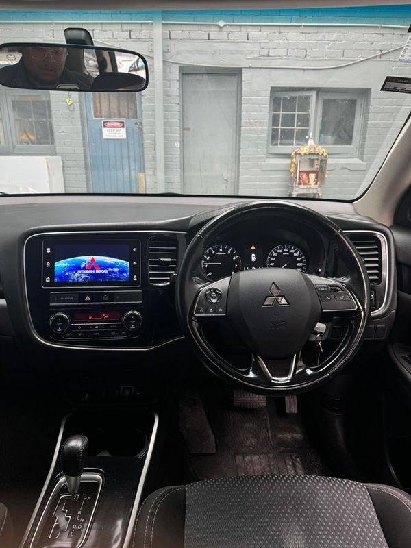 2019 Mitsubishi Outlander 4WD Carousel 3