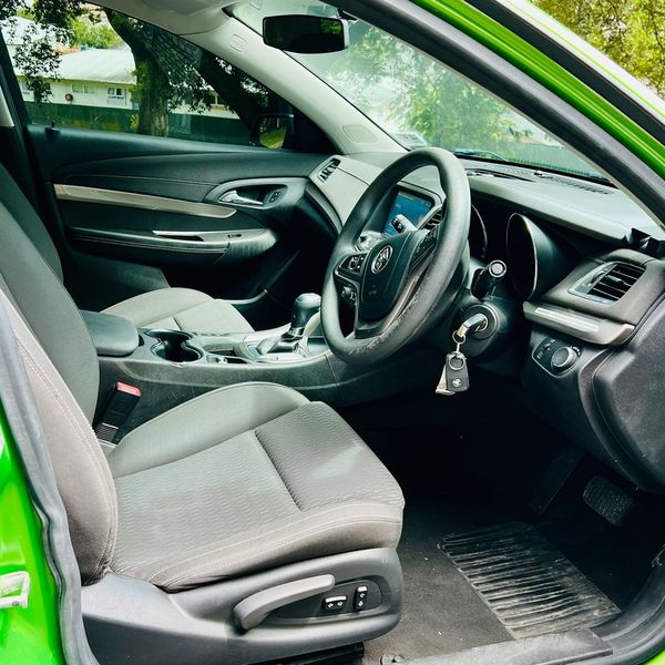 2015 Holden Commodore VF EVOKE V6 3.0P/6AT Carousel 3