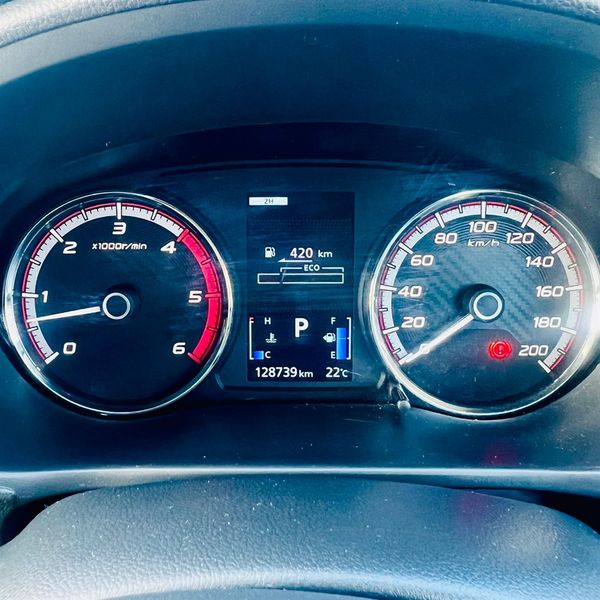 2022 Mitsubishi Triton DC GLSB 4WD 6AT 2.4D Carousel 7