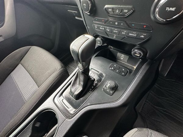 2019 Ford Ranger XLT DOUBLE CAB W/SA 4WD Carousel 2