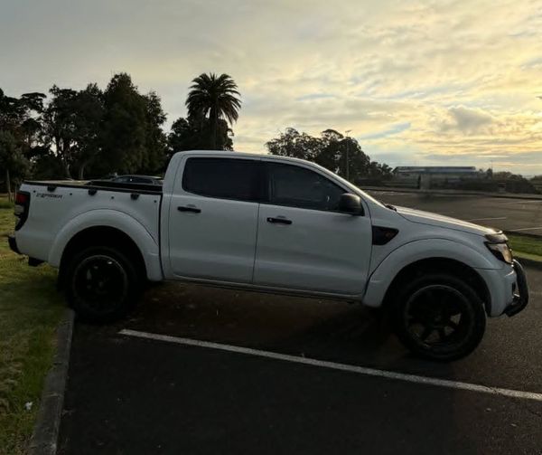 2015 Ford Ranger TD XL DC W/S 3.2D/6M Carousel 8