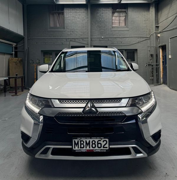 2019 Mitsubishi Outlander 4WD Carousel 11