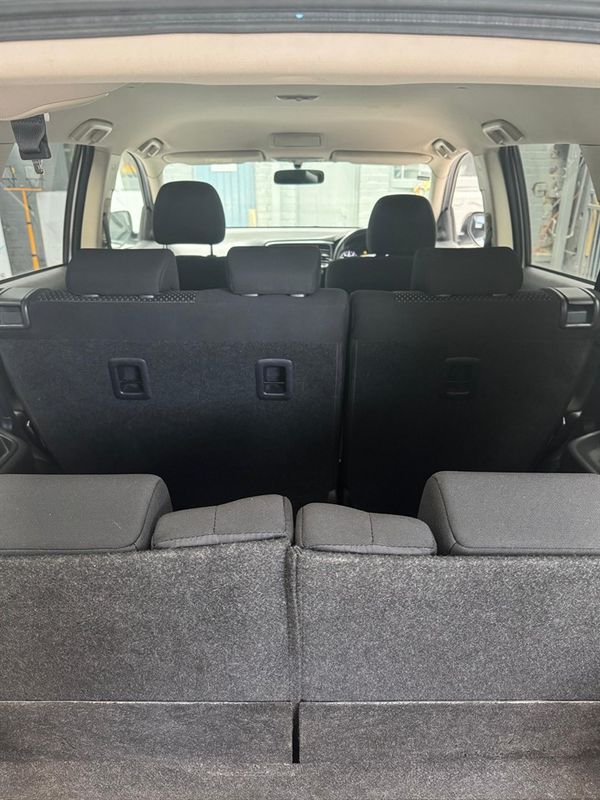2019 Mitsubishi Outlander 4WD Carousel 4