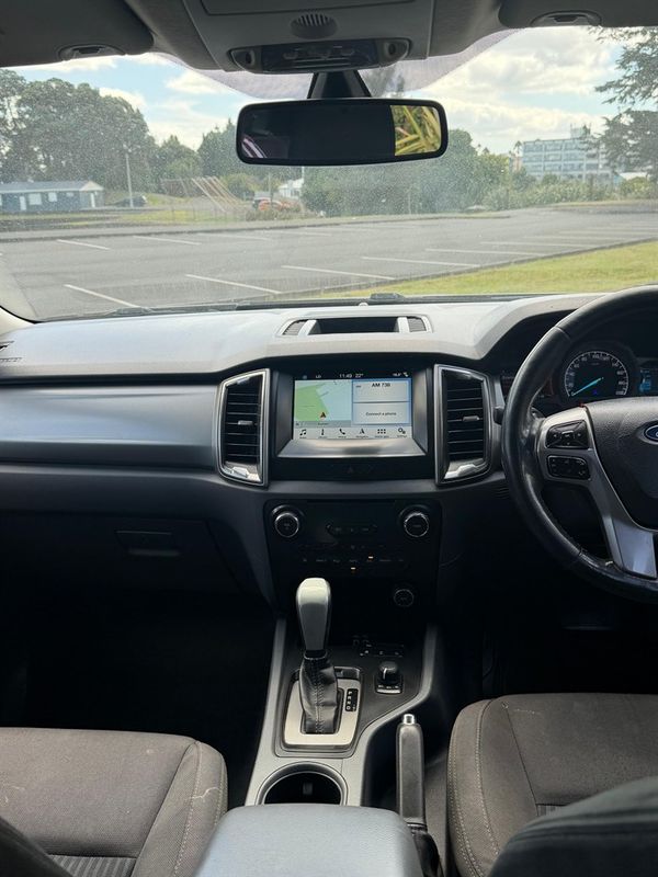 2008 Toyota Hiace Carousel 5