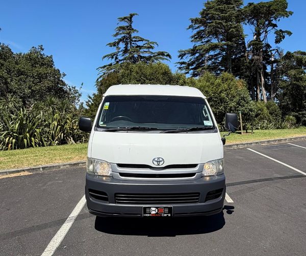 2008 Toyota Hiace Carousel 13