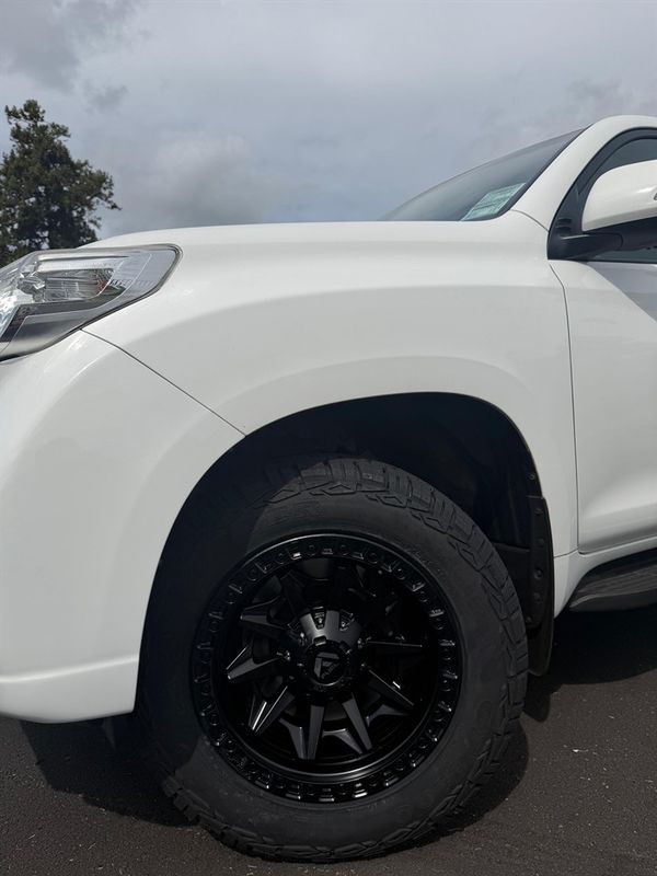 2016 Toyota Landcruiser prado GX 2.8D/4WD/6AT/SW/5 Carousel 10