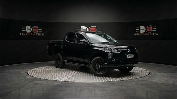 2022 Mitsubishi Triton DC GLSB 4WD 6AT 2.4D