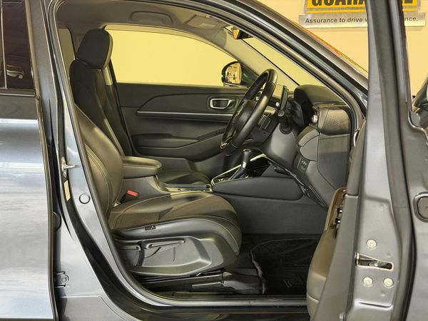 2021 Honda Vezel E:HEV Z Carousel 9