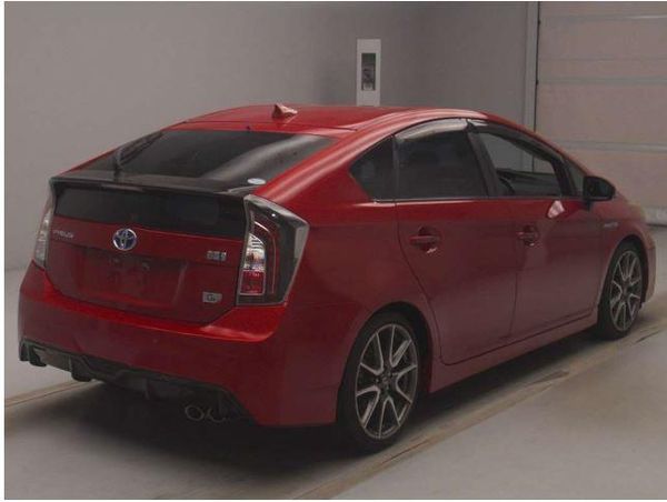 2014 Toyota Prius S Touring G's Carousel 6