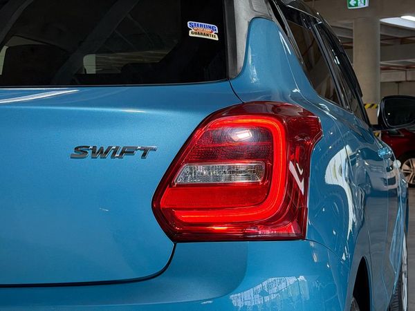 2017 Suzuki Swift XG Limited Carousel 17