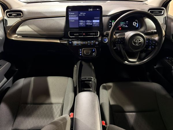2021 Toyota Aqua Z-GRADE Carousel 2