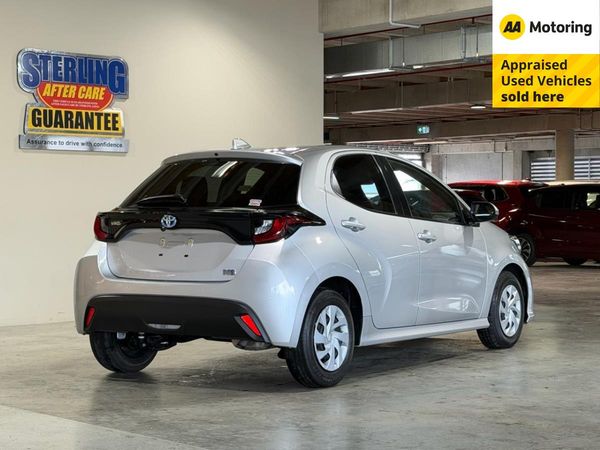 2021 Toyota Yaris Hybrid X Carousel 17