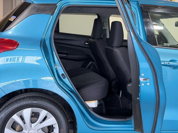 2017 Suzuki Swift XG Limited Carousel 10