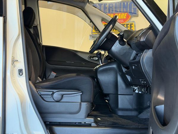 2013 Nissan Serena Highway Star S-Hybrid V Selection Carousel 19