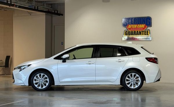 2021 Toyota Corolla Touring Hybrid-S Carousel 14