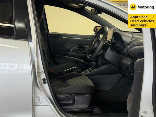 2021 Toyota Yaris Hybrid X Carousel 9