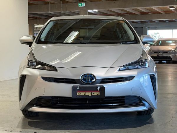 2020 Toyota Prius S -Grade Carousel 11