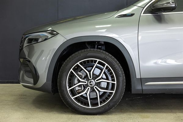 2021 Mercedes-Benz EQA EQA250 AMG-Line Carousel 16