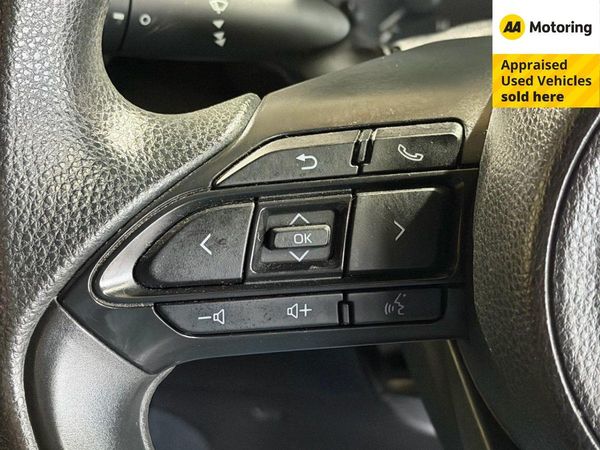 2021 Toyota Yaris Hybrid X Carousel 7